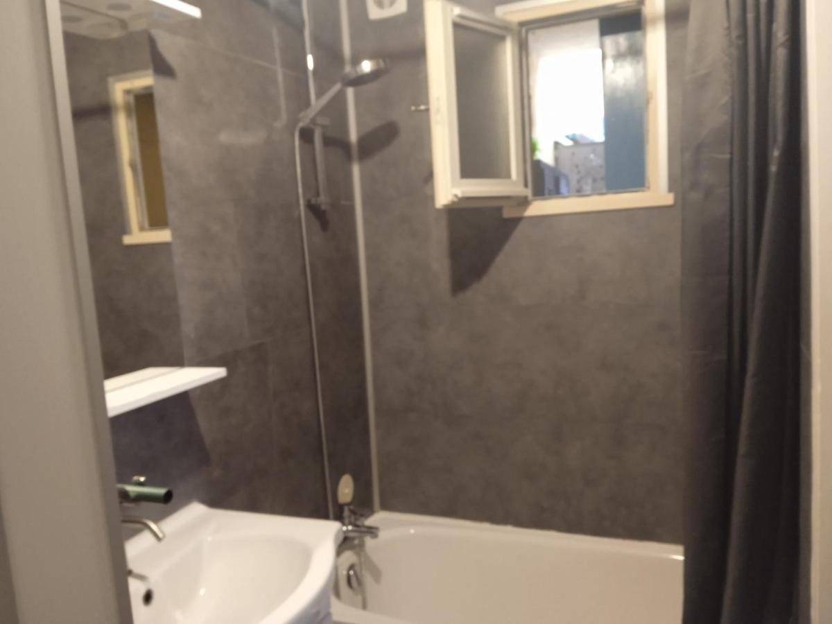 Appartement familial tout équipé Cauterets Esterno foto